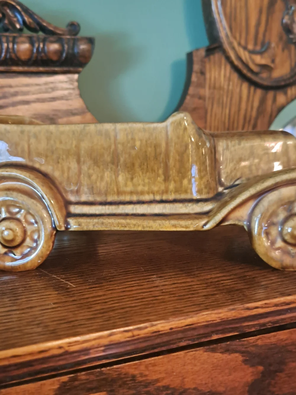 Vintage Haeger Pottery #276  Brown Car Planter Made In USA